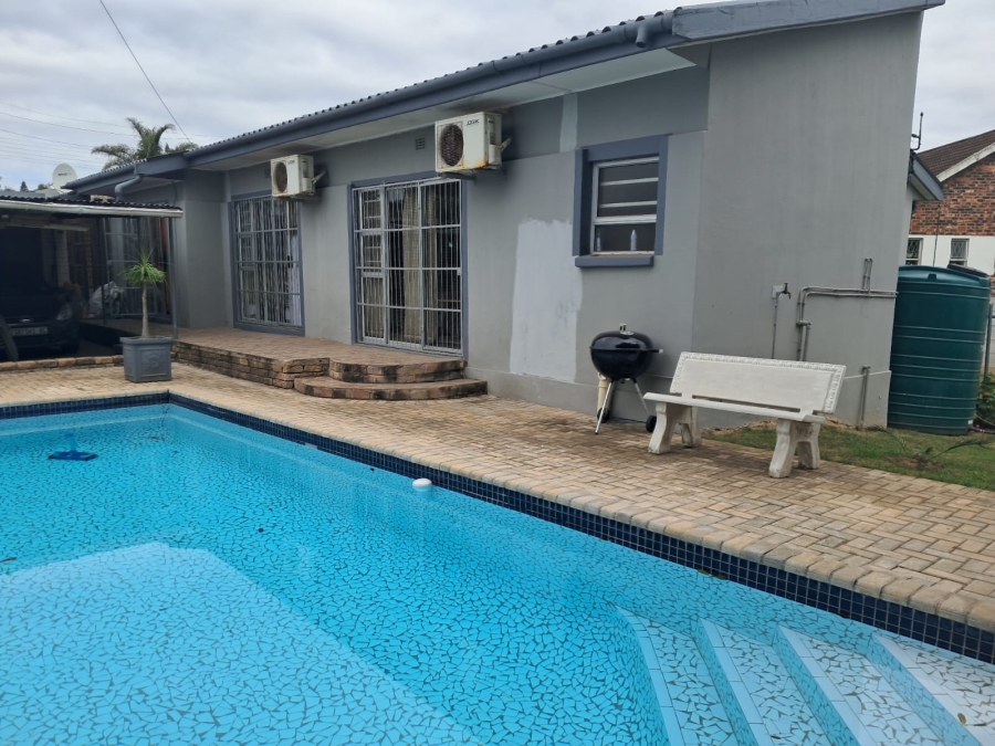 3 Bedroom Property for Sale in Manor Heights Eastern Cape